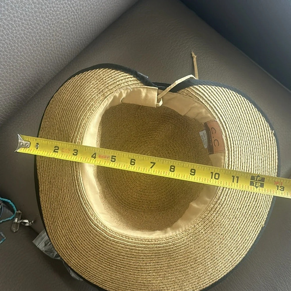 C.C Lovely Paper Hat - Picture 4 of 4